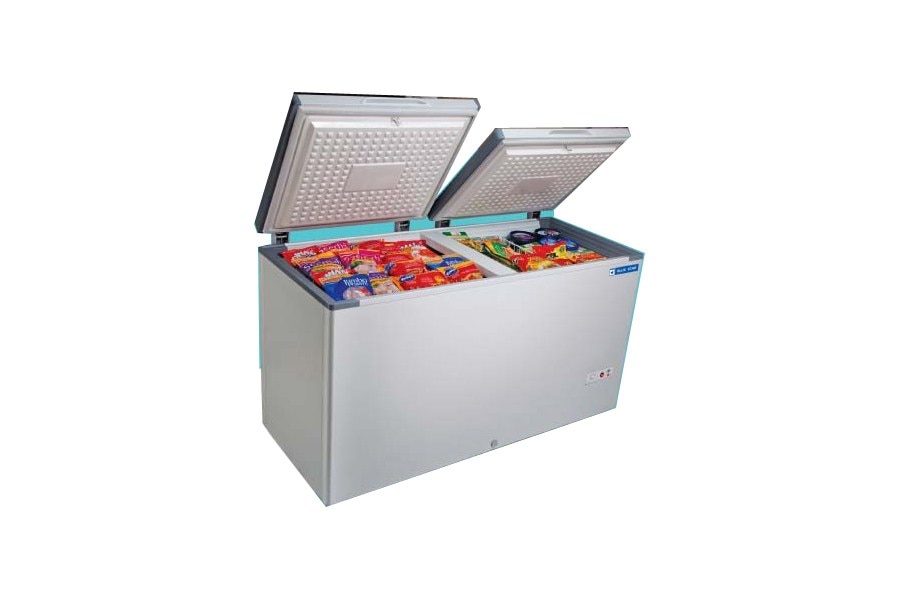 Model:CHF500A, Capacity:500L
Door:2Nos, Temp.:-18Deg to -22Deg.
Colour:White.
Robust construction for heavy duty use
• Corrosion resistant body
• Tropicalised for high ambient temperatures
• Twin door larger capacity models to avoid cooling loss
• Locks in all models
• High density PUF insulation for better holding time
• High energy-efficient compressor