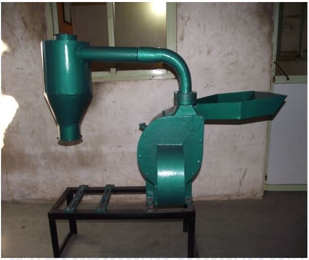 we are MANUFACTURING CHILLY GRINDING MACHINE thats only grinding dry chillies.