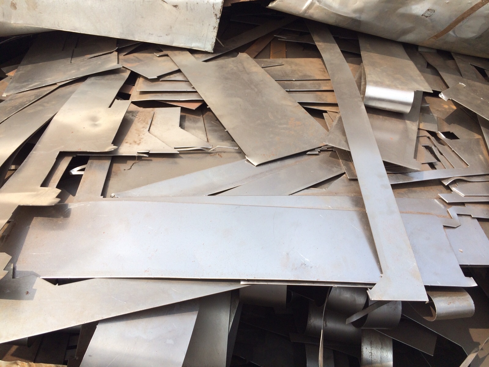Cold Rolled Coil Sheet Scrap (CRC Sheet Scrap)
Radhe Krishna Industries are a trusted name when it comes to buy the best grade Cold Rolled Coil Sheet Scrap. Specially sourced from trusted vendors, the Cold Rolled Coil Sheet Scrap offered by us contains metal in maximum concentration without any adulteration with foreign substances. Our offered range is tested on well define parameters to ensure quality. Widely used in various industrial applications, our Cold Rolled Coil Sheet Scrap is the best choice available in the markets. This range is available in different packaging choices, at budget friendly prices.
Features:
Optimum composition
Free from dust
Resistance against abrasion
for more information :
Mr. Rajat Gupta
Radhe Krishna Industries
20/2, Amarnath Estate,
Opp. HP petrol pump,
Dehgam Road, Naorda,
Ahmedabad.382330
Mob: 9227229623 / 9429738200
guptarrajat@gmail.com
radhekrishnaind12@gmail.com
www.radhekrishnaindustries.com
www.crcbundlescrap.com
www.crcscrap.com