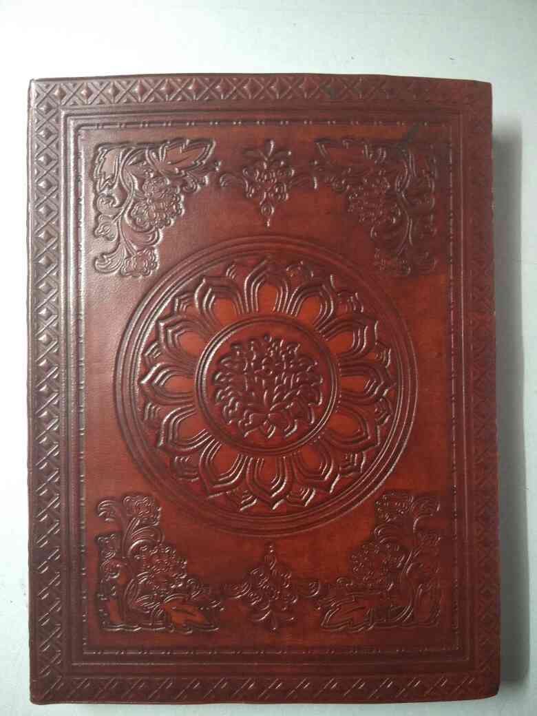 Real leather cover notebook with handmade paper
unique mandla design embossed
size - 6