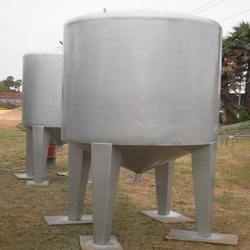 This Stainless Steel Collection Tank is used to store fruits, fruit pulps, vegetables, juices etc. These are developed using best quality steel and other material to meet variegated preferences of our clients. Offered Stainless Steel Collection Tanks are available in various sizes and dimensions as per the requirements of our clients