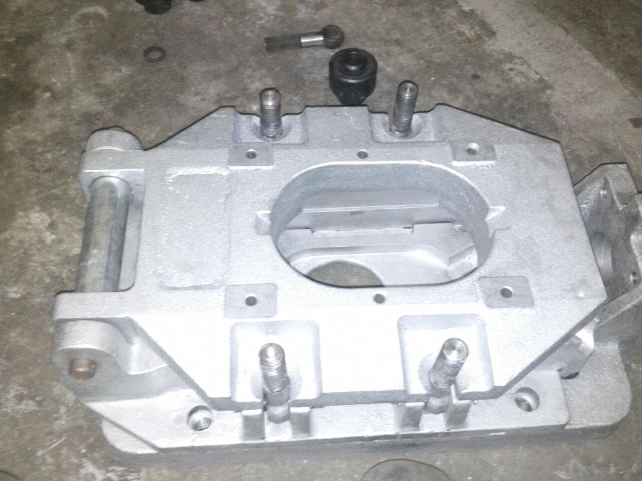 We are manufacturer and supplier of Slide Gate Assembly QC 1