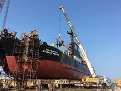 Cranes for dredging purpose