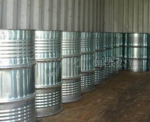 Sodium metal is one of the alkali metals which are soft and reactive and have relatively low melting points. They do not occur in a free metallic state in nature as they are too reactive. Sodium is the most common of them and it is a major component of table salt which is a compound with Chlorine. And it is found in Sodium hydroxide which is a strong base and used in lye.