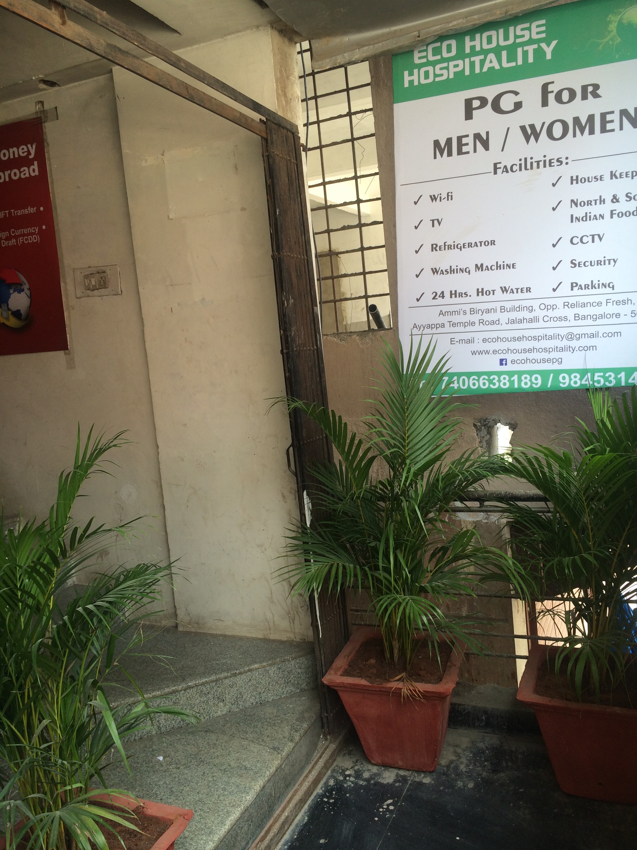 Eco house mens pg located on ayyappa temple road opp reliance fresh at jalahalli cross bangalore. Eco house offers all facilities .For enquiry call 740663819