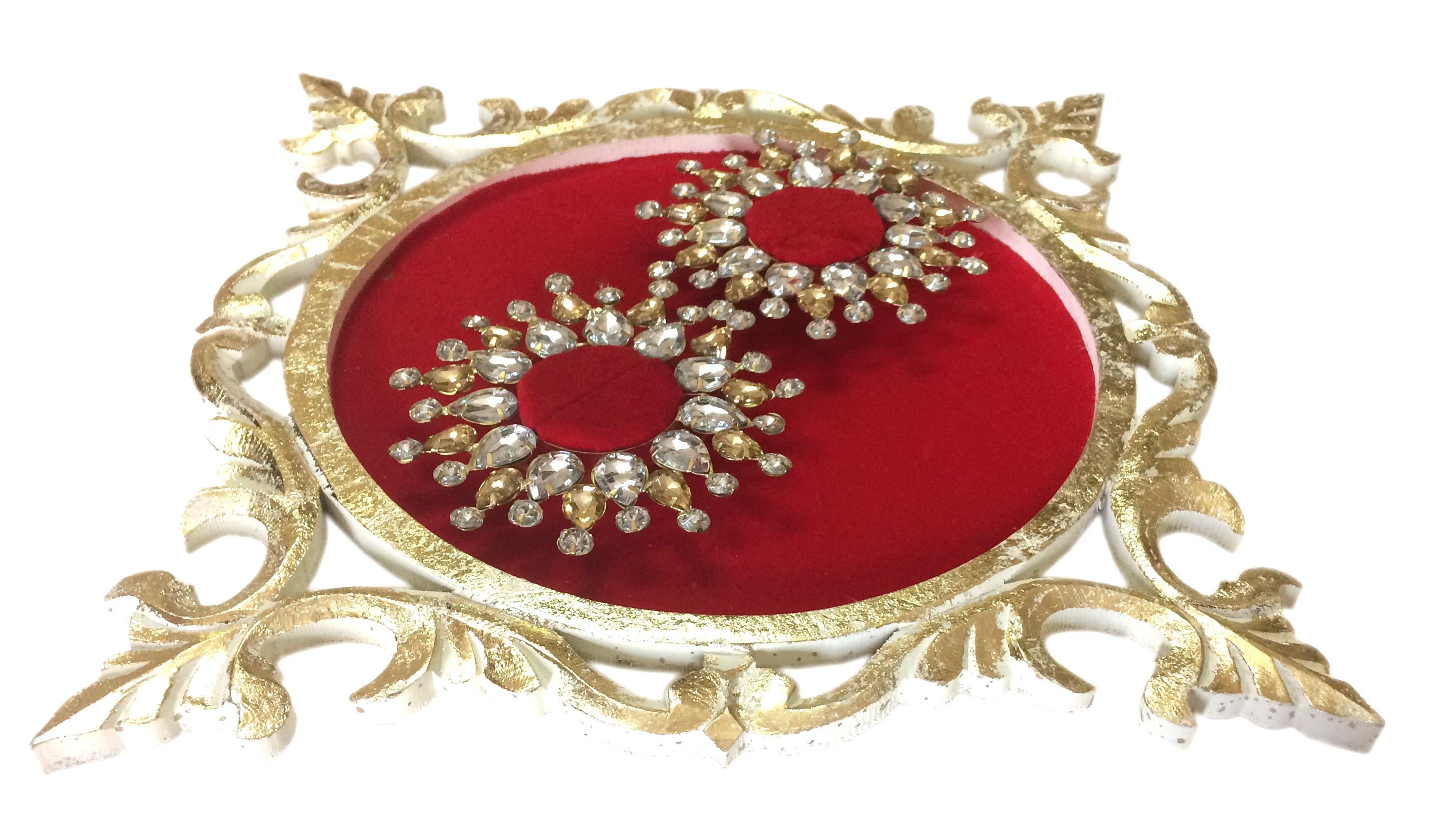 Golden enamelled ,carved wedding ring platter with a touch of red .The patter has 2 ring holders. Enamel & golden texture is a special effect not a defect.
1.Platter Size:10