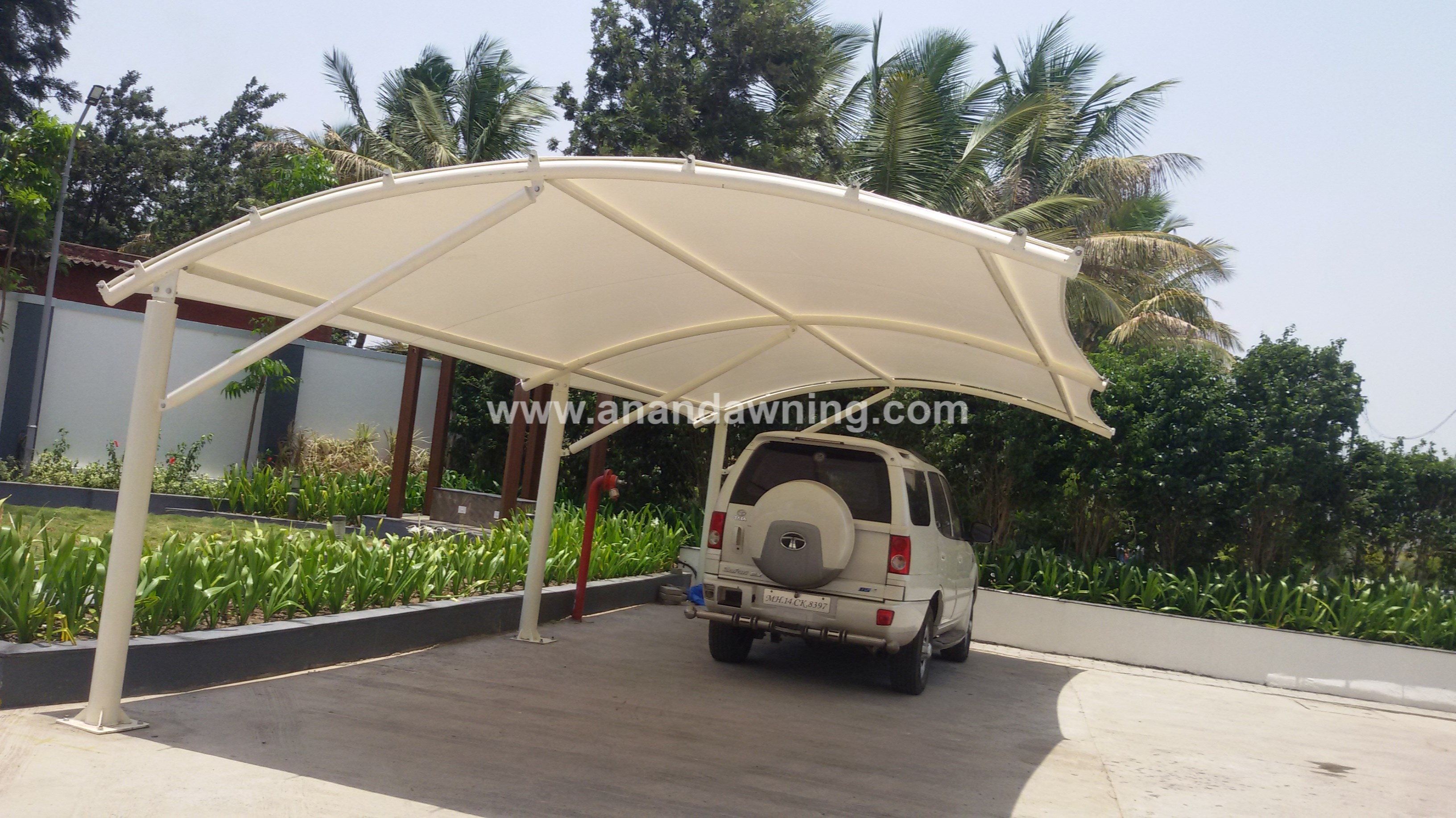 We are among the well-known supplier of excellent quality range ofAwning FABRIC TENSILE FABRICS The offered awnings are used to cover the open spaces of shop fronts, restaurants and farm houses. Our provided awnings are manufactured using high grade basic material and the latest technology in line with industry norms. Moreover, these awnings are tested against various quality parameters in order to ensure their quality. Features Unique design Vibrant pattern High strength