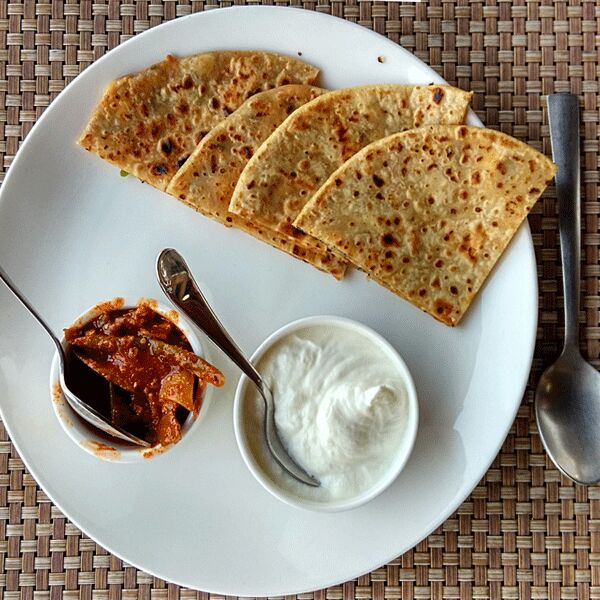 Paneer parartha with curd