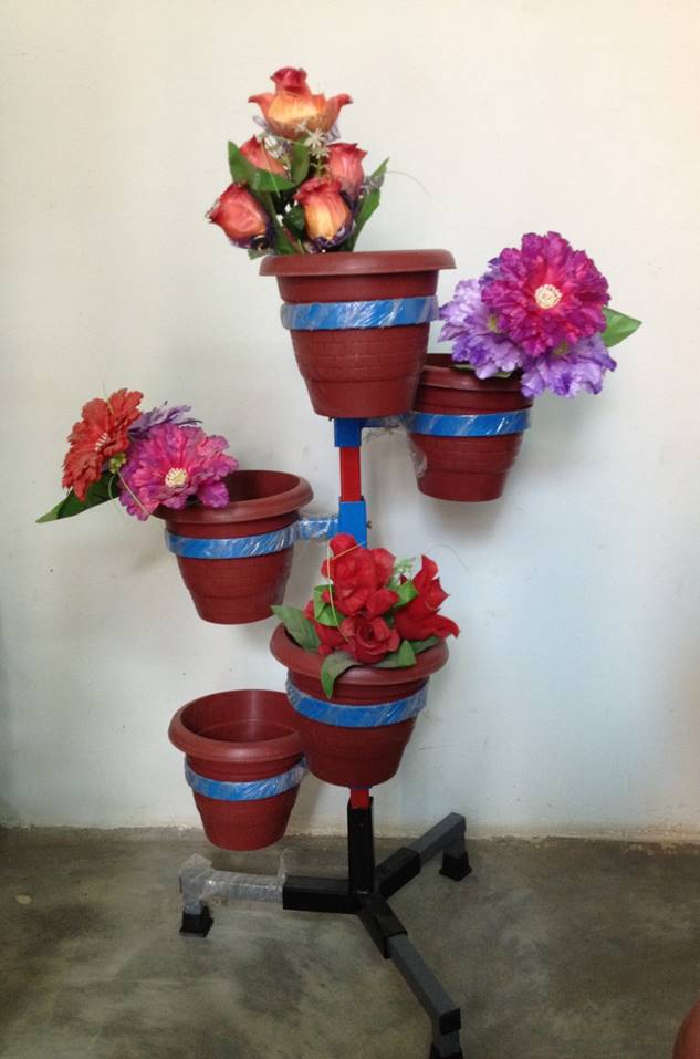 SPECIFICATION:
Use For Decorated Items/ Natural Products
Types Of Blossom Stands;
Five Pot