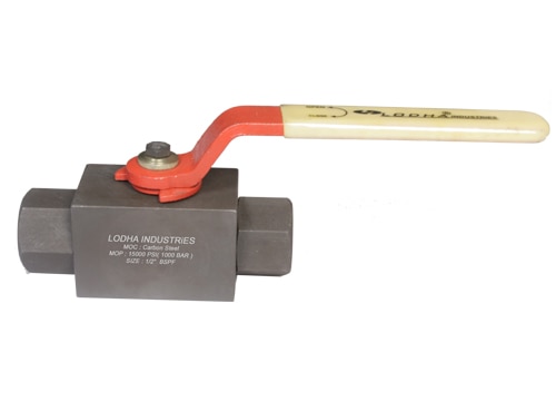 15000 PSI Ball Valve
Specifications:
Design: Squire Body
Rating: Up to 15,000 psi @ 14°F to 176°F
Connection: BSP, NPT, BSPT, UNF & Other Thread on Request
Seat Packing: POM & PEEK
Stem Packing: ‘O’ ring (NBR, Viton & FPM)
Size: 1/4” to 1”
Connections: Screwed
Body Stock: Bar Stoke & Forged Steel
Material: SS, CS and other Material on Request