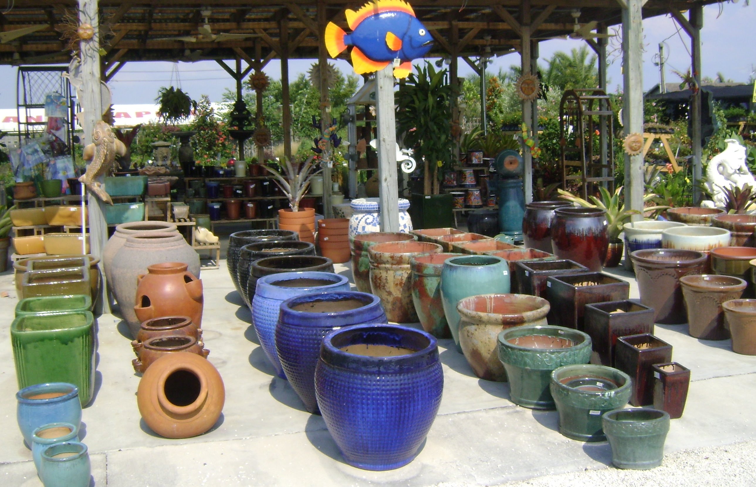 A Gardenpot, flower pot, or pl