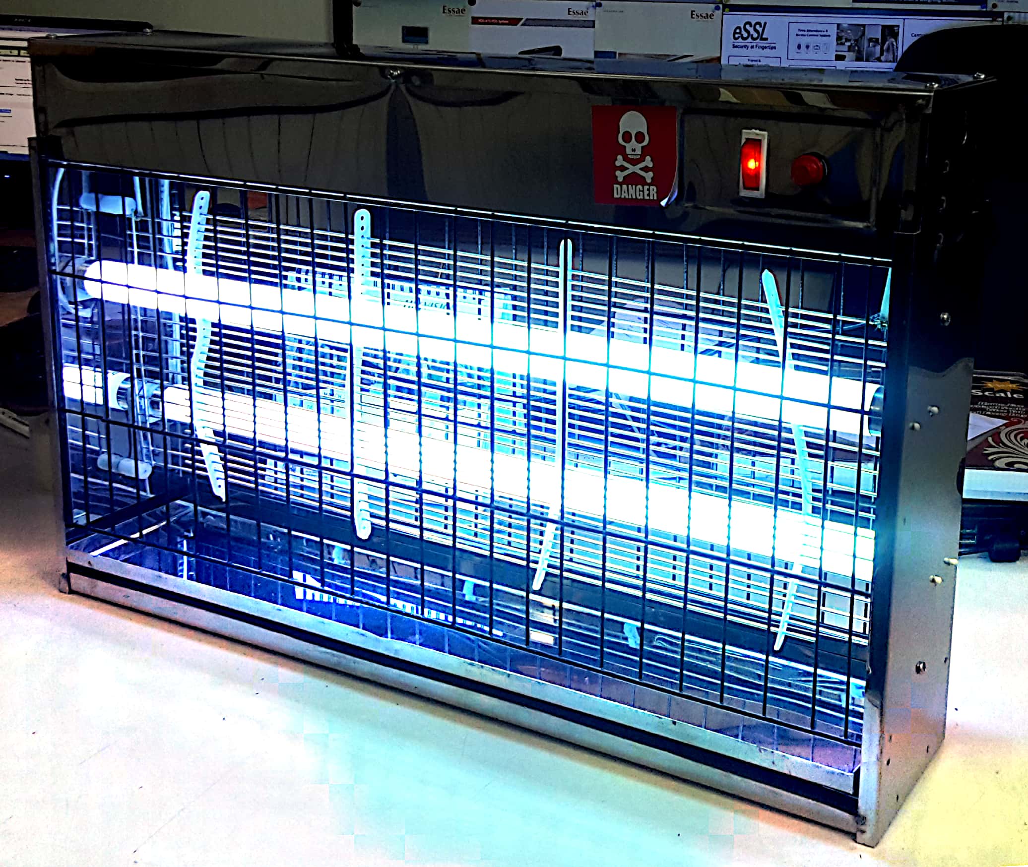 Fully SS Body
Ideal For- Hospitals,Clinic,Sweet Shops,Grocery Store,Dairy