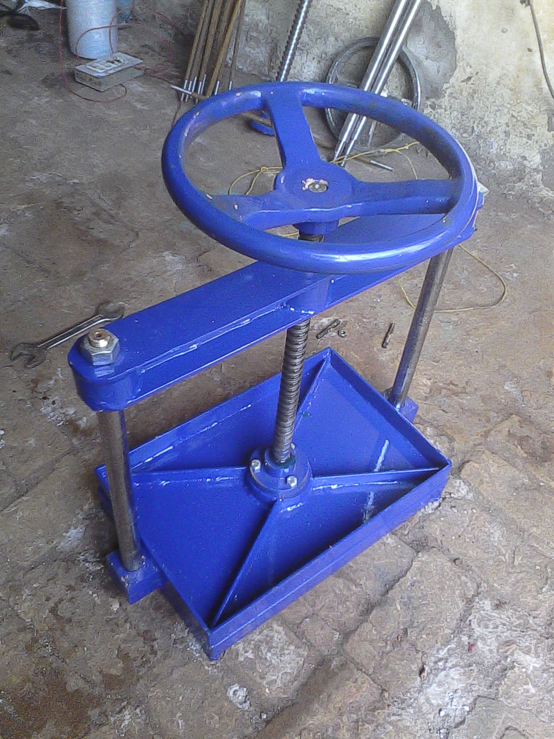 Two Piller Book Press Machine in Amritsar, India from Bajrang Printing