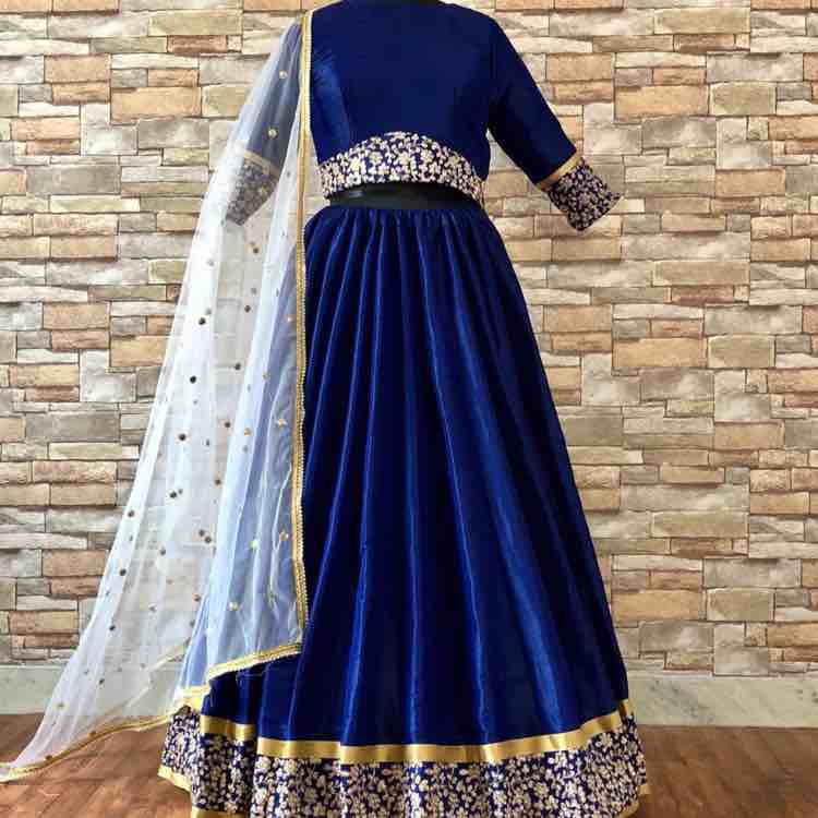 Colour : Deep red , Nevy blue
Lehenga Fabric : malbari silk
Blouse Fabric : malbari silk
Dupatta Fabric : Net
Blouse Length : 1.Mitter
Lehenga Length : 42 Inch
Dupatta Length : 2.25 Mitter
Work : Dori work
Last Stitchable Size upto : XL / XXL
Waist Size Stitchable upto : 44 inch
Bust Size Stitchable upto : 46 inch
Style : Semi-Stitched Party Wear Lehenga Choli
By Style : Desinger lehengha
By Occasion : Party wear & wedding
Rate-:4900+ 5% gst *
Designer lehenga