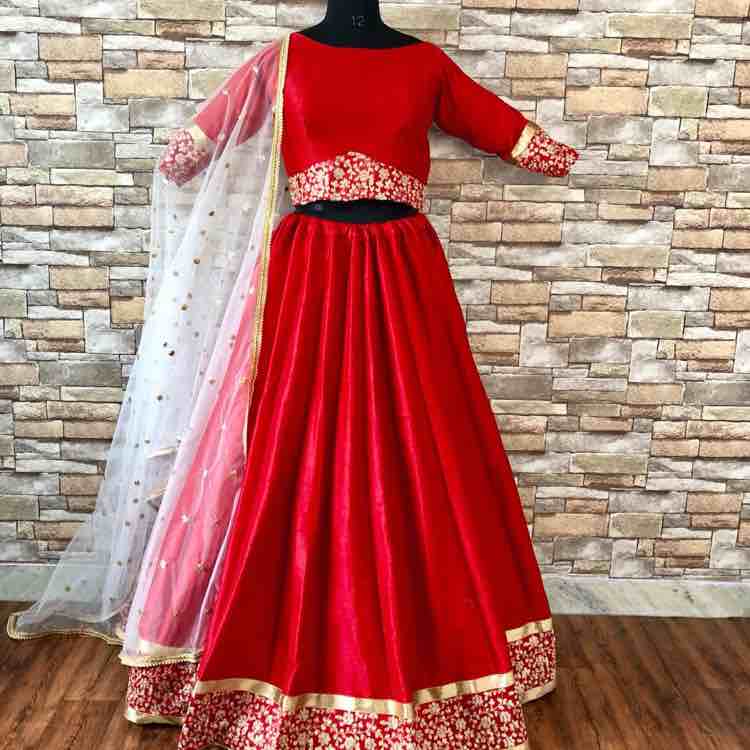 Colour : Deep red , Nevy blue
Lehenga Fabric : malbari silk
Blouse Fabric : malbari silk
Dupatta Fabric : Net
Blouse Length : 1.Mitter
Lehenga Length : 42 Inch
Dupatta Length : 2.25 Mitter
Work : Dori work
Last Stitchable Size upto : XL / XXL
Waist Size Stitchable upto : 44 inch
Bust Size Stitchable upto : 46 inch
Style : Semi-Stitched Party Wear Lehenga Choli
By Style : designer lehengha
By Occasion : Party wear & wedding
*🌷 Rate-:4900 + 5% gst *
🍎🍎Desinger lehenga