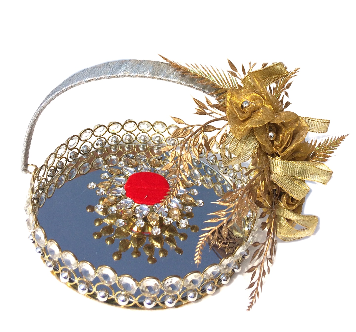 Platter size:8″X8″ approx.
Colour: Silver & Golden
Material: Metal & Fabric
Purpose: To Display Wedding/Engagement Rings & Keepsake
Note: Image shown above is Indicative only, Color may differ from the picture shown (Features will remain same or More)