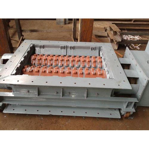 Product Details:
Automatic Grade Semi-Automatic
Design Customized
Size As per client requirement
We are one of the foremost firms of Clinker Grinder.
Features:
Fine finishing
Dimensional accuracy
Other Details:
Clinker grinders are Single / Double roll teethed grinders with manual / automatic reversing device. They are provided with a seal water connection for bearing sleeves. Unsurpassed for simple and rugged construction along with continuous and dependable operation.
Approx Price: Rs 9 Lakh /Piece