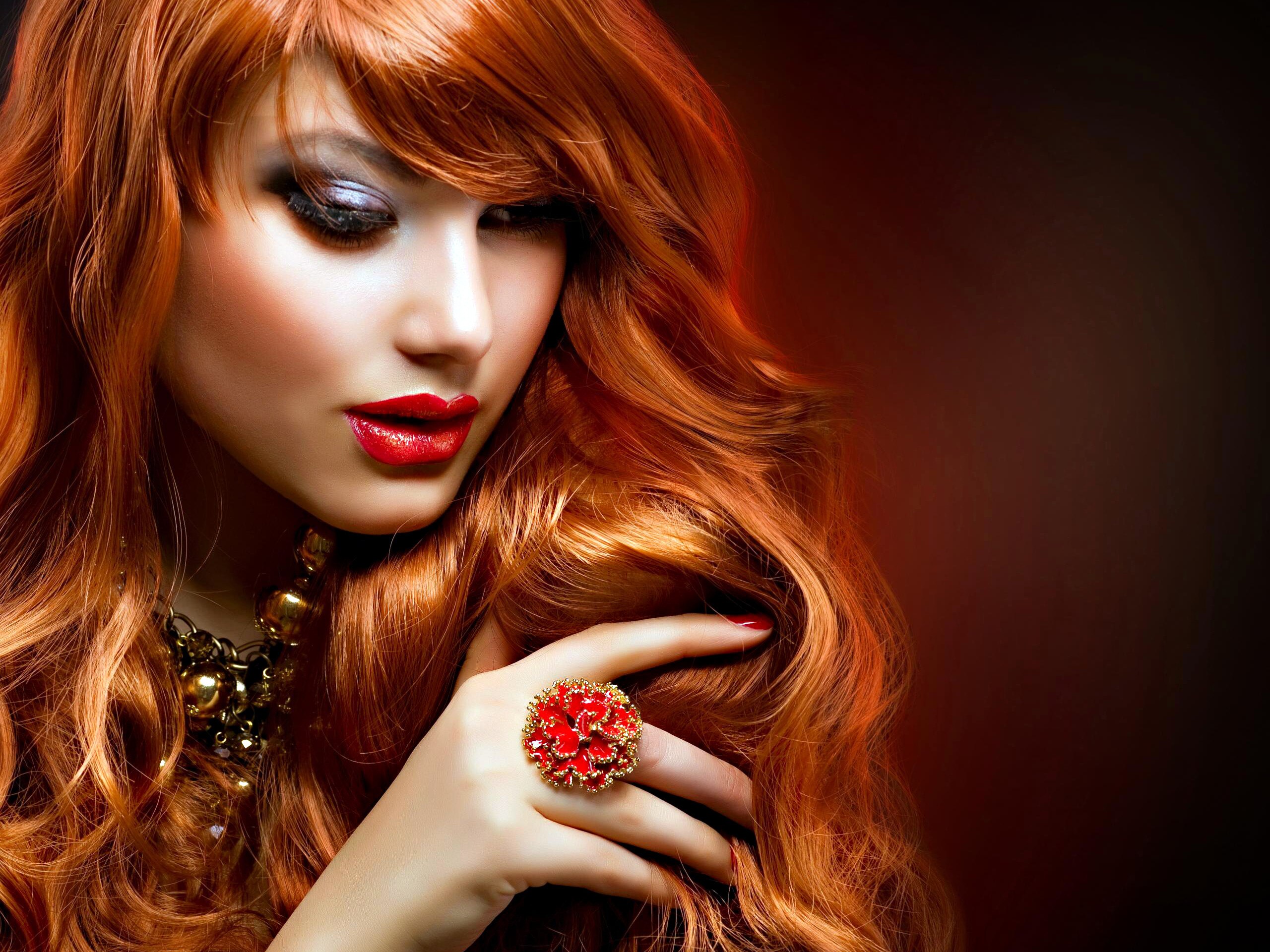 Hair Stylist In Gurgaon India From Rayna Beauty Parlour Near Me
