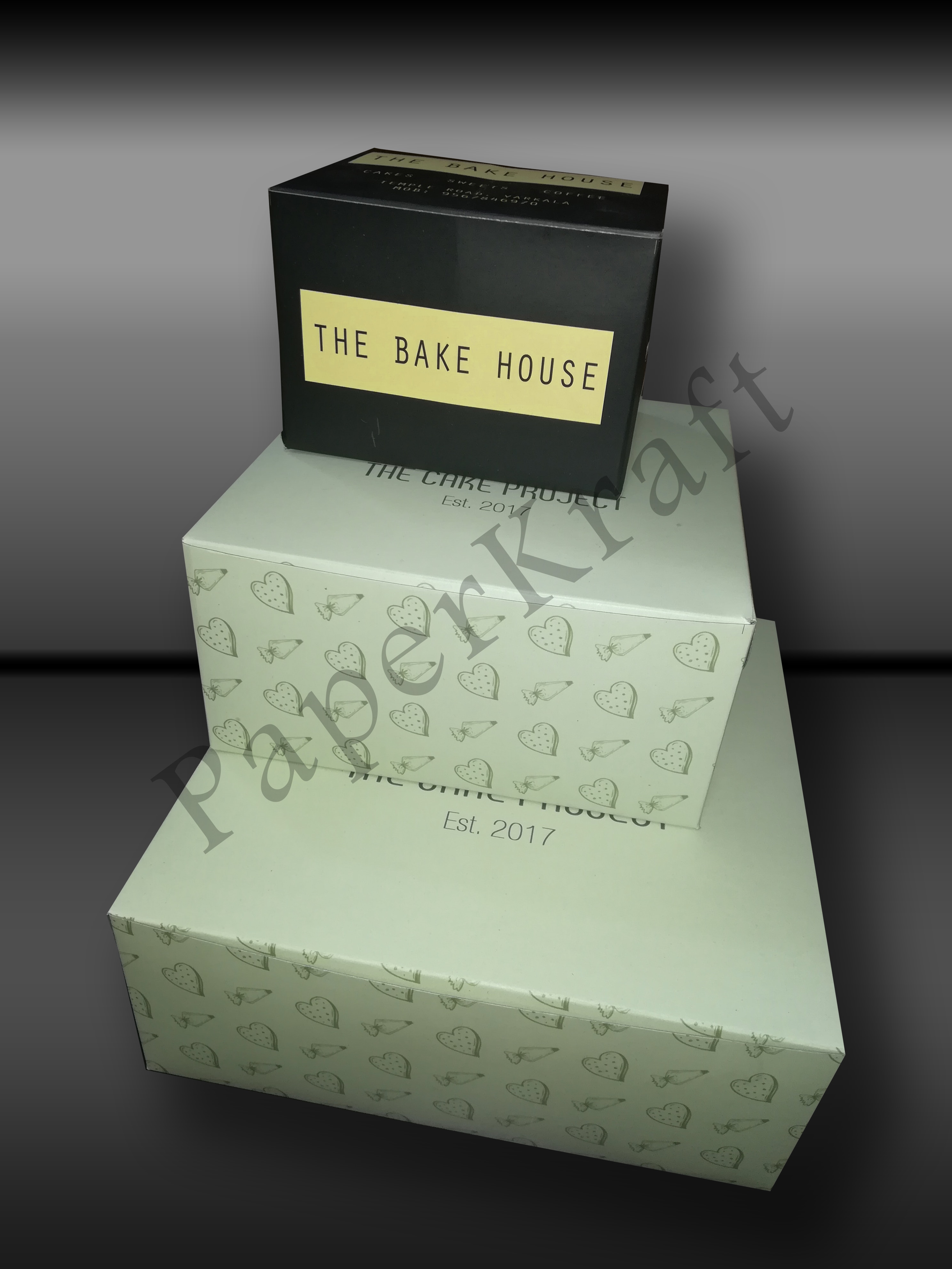 Cake boxes available in two types as - Laminated - Non laminated Laminated form inner side as well as outer side so we can store both Dry and Icing cake.