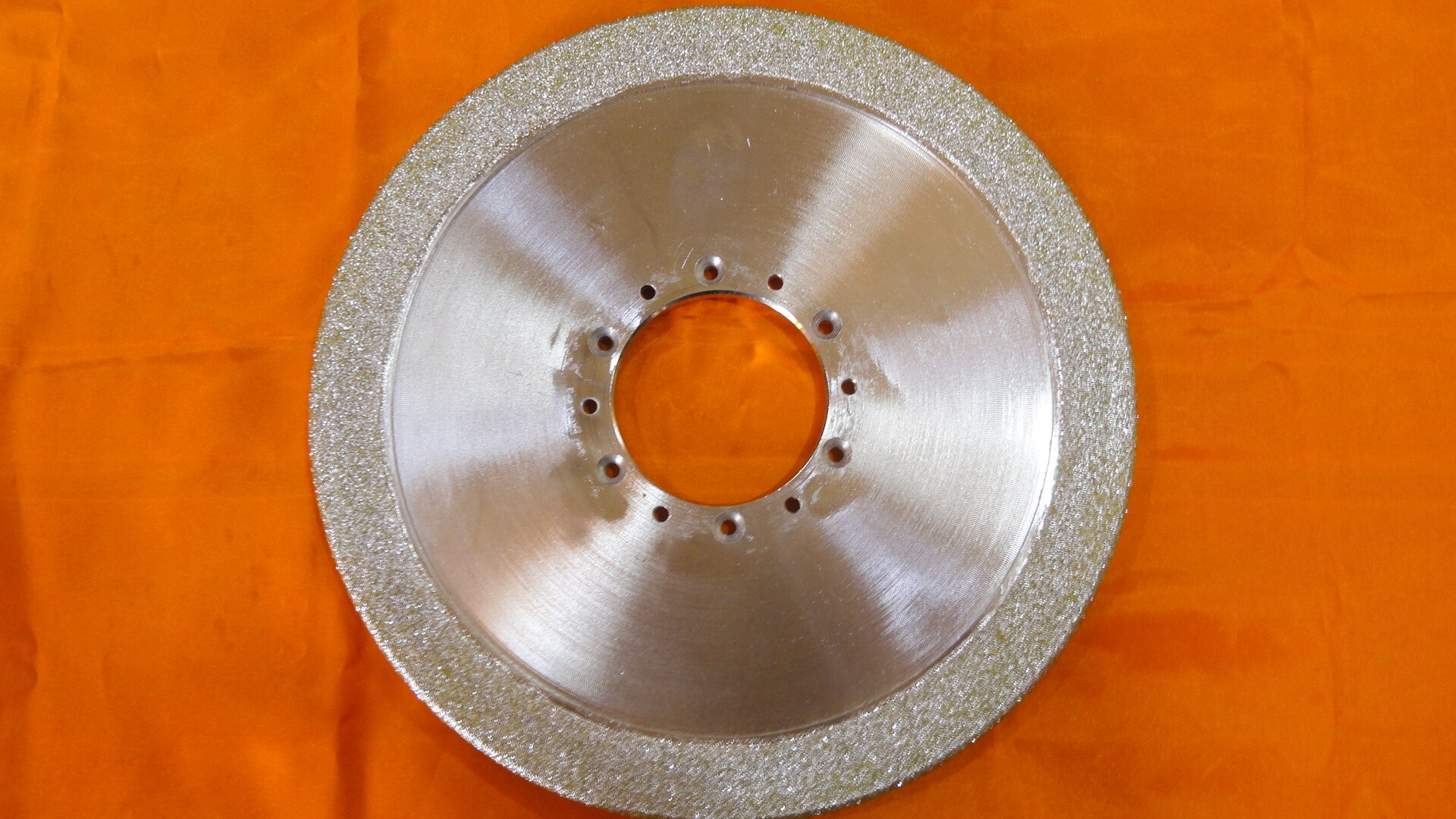 ELECTROPLATED DIAMOND WHEEL AS PER OUR DRAWING
DIA 230mm x BORE 70mm x THICK 8.0mm
AS PER CUSTOMER REQUIREMENT