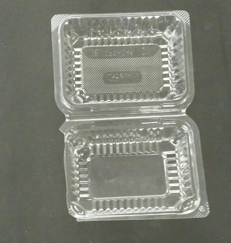 pet container with lid