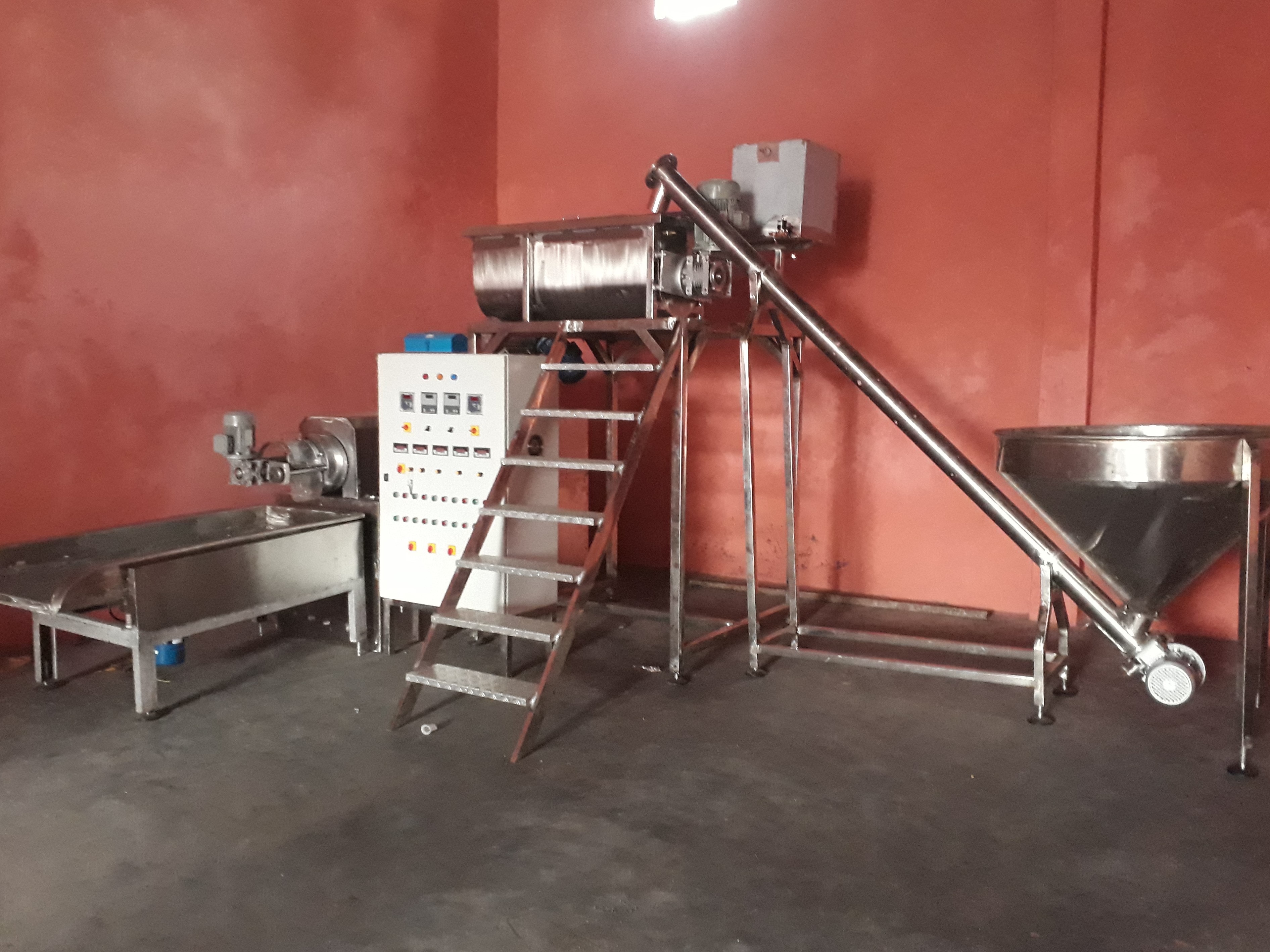 This machine for making pasta macaroni vermicelli and other products..... Capacity 200- 250 kg/h. Load 15 hp for main motor. Fully stainless steel 304 food grade