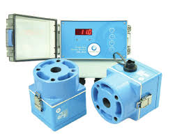 Dust Particulate monitoring systemsTECHNICAL SPECIFICATION Parameter Comment Measuring Principle Dynamic Detection Principle, DDP (Scintillation)Operating Wavelength 510 – 540 nm (green LED)Measurement Reading Concentration (mg/m3)Measuring Range 0 – 1000 mg/m3 (user configurable)Path Length (duct diameter) 0.5 – 10 m (flange-to-flange separation)Accuracy + / - 2 %Flue gas flow rate ! 1.0 m/sResolution 0.1 mg/m3 (display resolution)Damping 1 – 60 s (user selectable)Drift with Temperature < +/- 0.5 %POWER AIR REQUIREMENTS Voltage +24 Vdc (optional 90-260 Vac PSU available)Nominal Current Consumption 400 mAPower Up Current Consumption 400 mA Purge Air Supply Volume 50 – 200 L/min (to each air purge body)Purge Air Quality Suitably filtered, oil free and dryINTERFACE OPTIONSSerial Comms ModBus RTU via RS485Internal USB (OI)External USB (RX)Analogue Outputs 4.0 – 20 mA (isolated and scalable)Relay Contacts 3 A @ 30 Vdc (signal level and service alarms)PHYSICALAmbient Operating Temperature -20 – +55 °C (air temperature around the equipment)Exhaust Gas Temperature Up to +600 °C (heat insulating gaskets included)Ambient Operating Humidity 0 – 100 %Ingress Protection IP65 for external use Materials 316 Stainless Steel (powder coated)Dimensions 153 x 120 x 122 mm (measuring head)Weight 2.5 kg per head