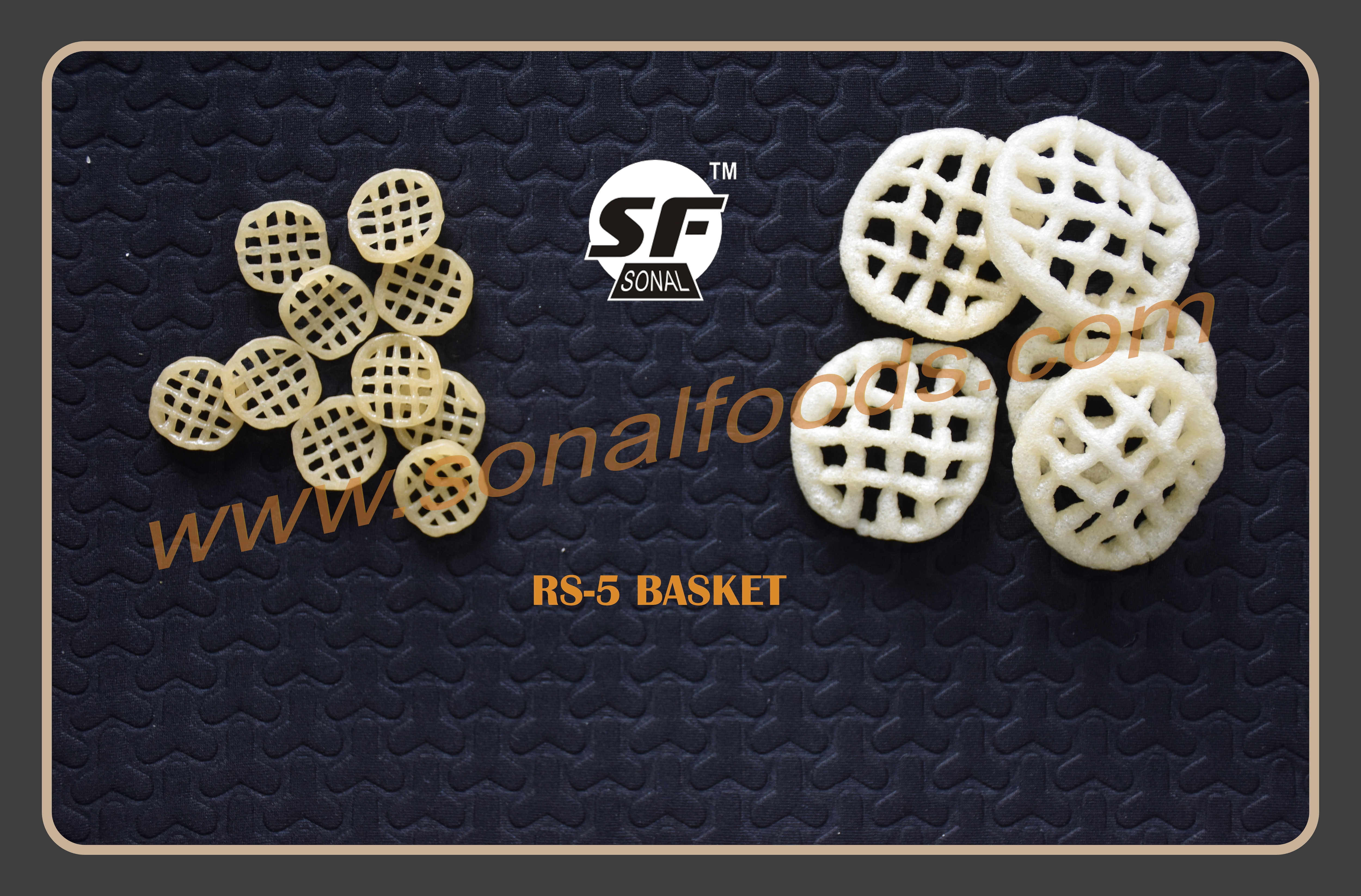 Its a Ready to Fry product.
Shelf Life 12 Months from the manufacturing date.
Expandable by fry / roast / hot air(in microwave)
Expansion Rate : 2-3 Times while frying.
Moisture : Approximately 10 % to 12%
Frying Temperature : 185 °C – 195 °C
We also provide Customized Production and Packaging on Request.