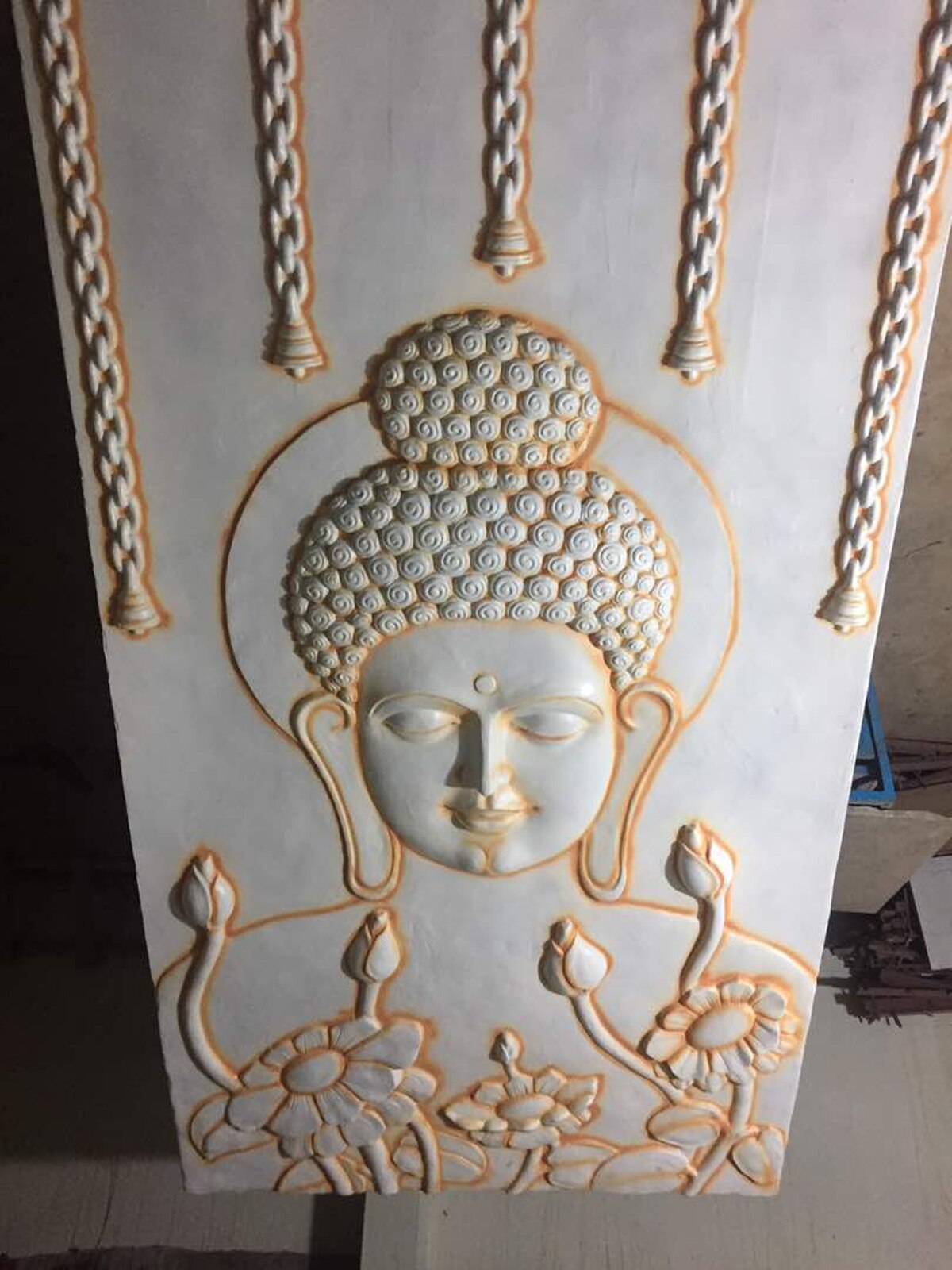 GLASS MURALS