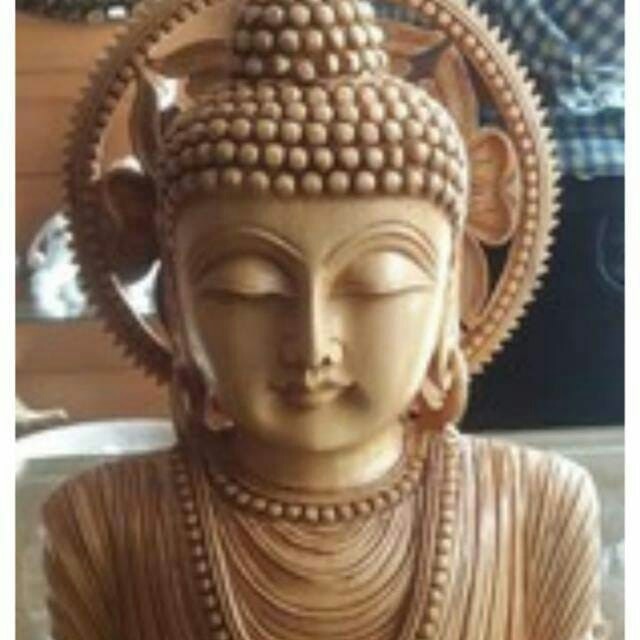 We Murli Handicrafts, One Of The Best Handicrafts Manufacturer In Jaipur, Presents The Wooden budha head Statue fine work That Is An Awesome Statue For Your Home And Best Gift For Home Decor. It Can Be Used For Your Drawing Room As Well As For Your Bedroom. It is Purely A Handmade Product Which Is Made Up Of White Wood That Is For The More Durable And More Lighter. We Have Various Variant Of Wooden budha head Statue. Can Be Available In Different Sizes Starting From 8 inches. Prices Depends On The Size Which you Want.