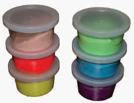 Bleedproof non-toxic, clean & non-oily therapy putty leaves no colour or residue on patient's hand and it won't fragment, separate or stick to skin.
It is designed to meet a wide range of hand / arm strengthening needs. Putty can be squeezed, twisted, stretched or pinched. 5 packs of 450 grams each in five different resistances.