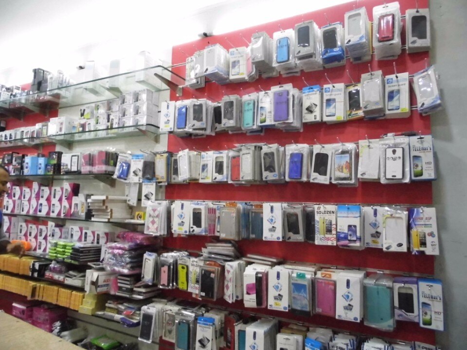 Mobile Shop Display Racks Axis Display Racks Pune