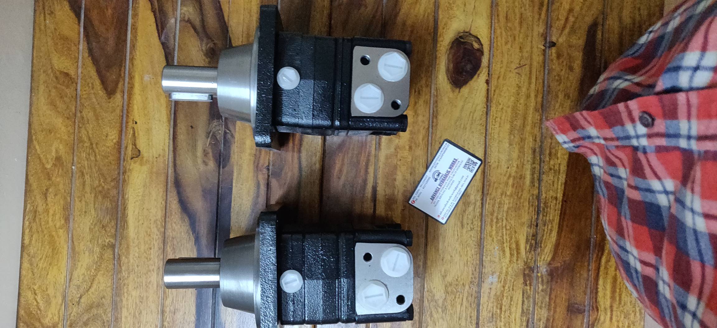 Danfoss OMSW200 Hydraulic Motor Advance Hydraulic Works Call 08042756439, New Delhi