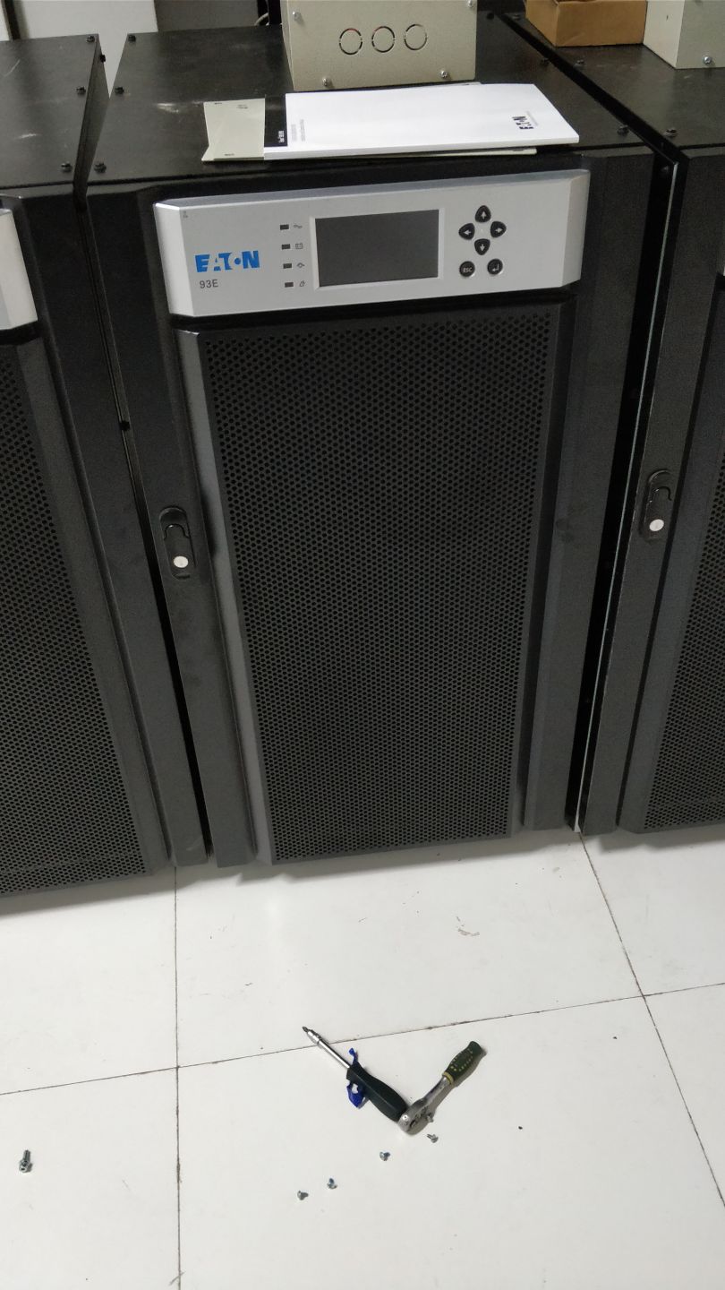 EATON 93 E 40 KVA ONLINE UPS IS IN VERY CONDITION , LESS USE ON DATA CENTER , HARDLY 1.5 YEARS USED ALL PARTS IN ORIGINAL CONDITION.ITS A REFURBISHED ONLINE UPS.