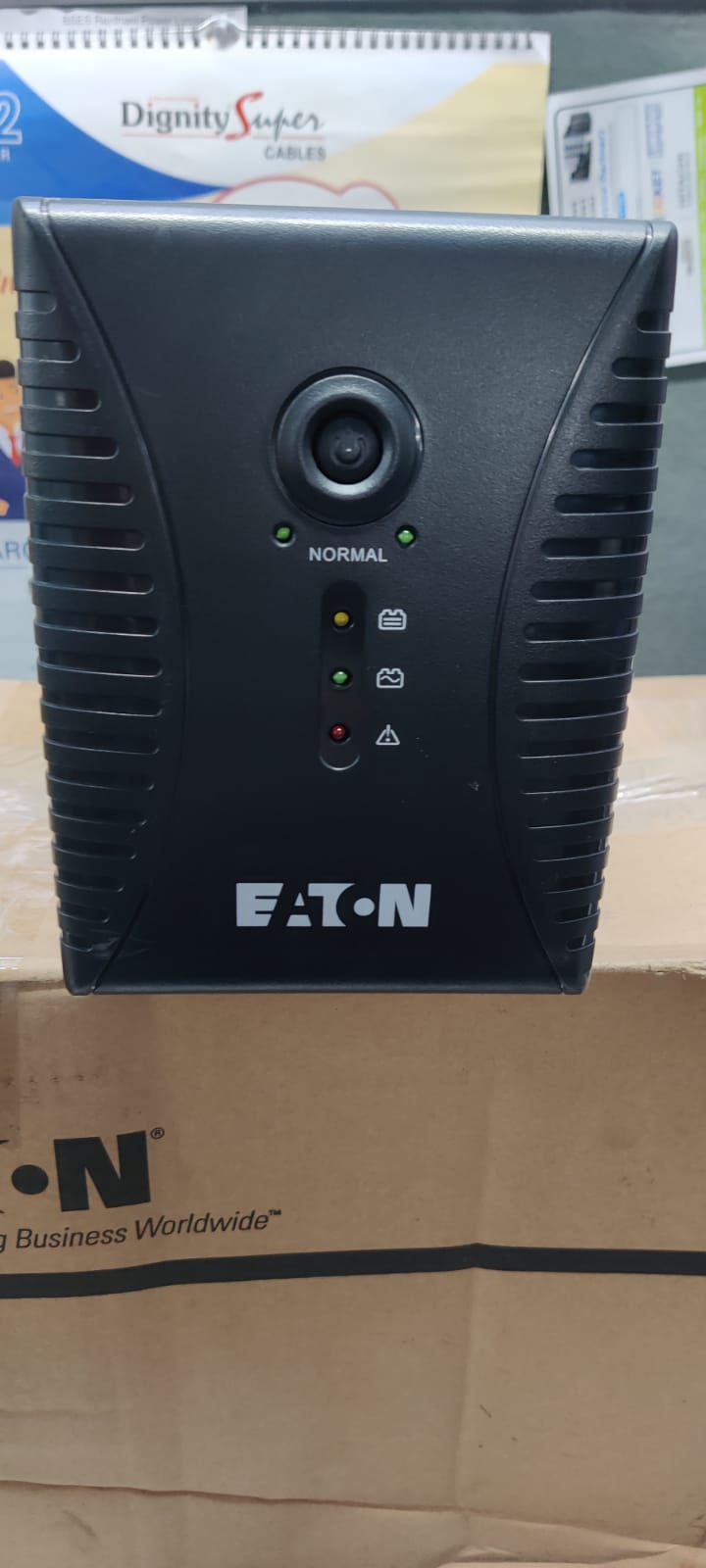 1KVA OFFLINE UPS WITH 2 INTERNAL BATTERY.