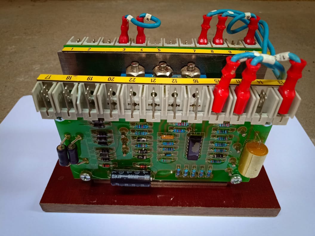 SIEMENS AVR / MODEL 