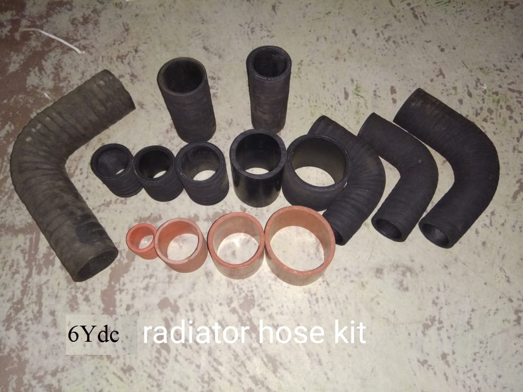 RADIATOR HOSE KIT / 
