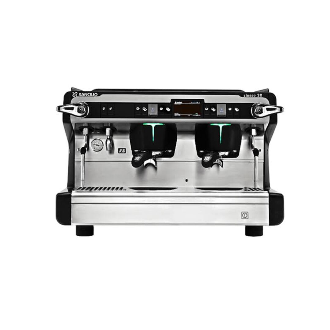 Classe 20 raises the