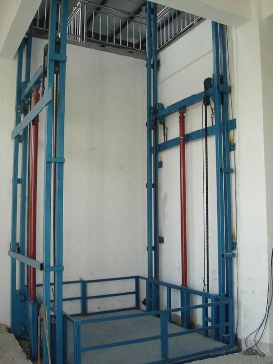 Hydraulic Goods Lift