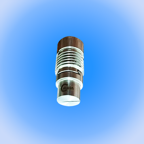 Dove-tail guided spr