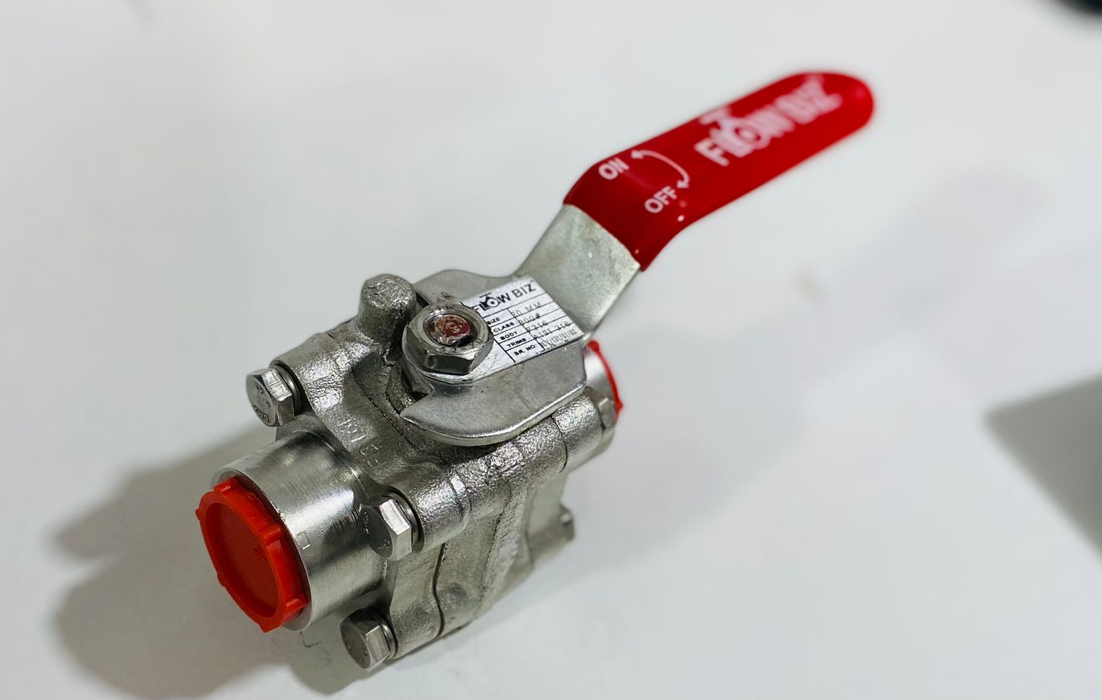 SS304 Ball Valve Man