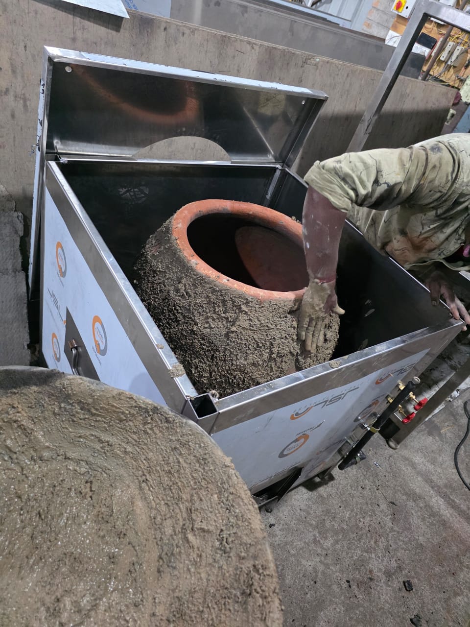 🌿 Tandoor Pot Servi