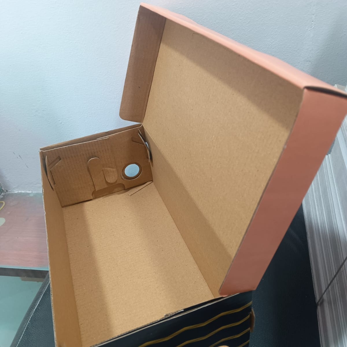 Branded Shoes Box Ma