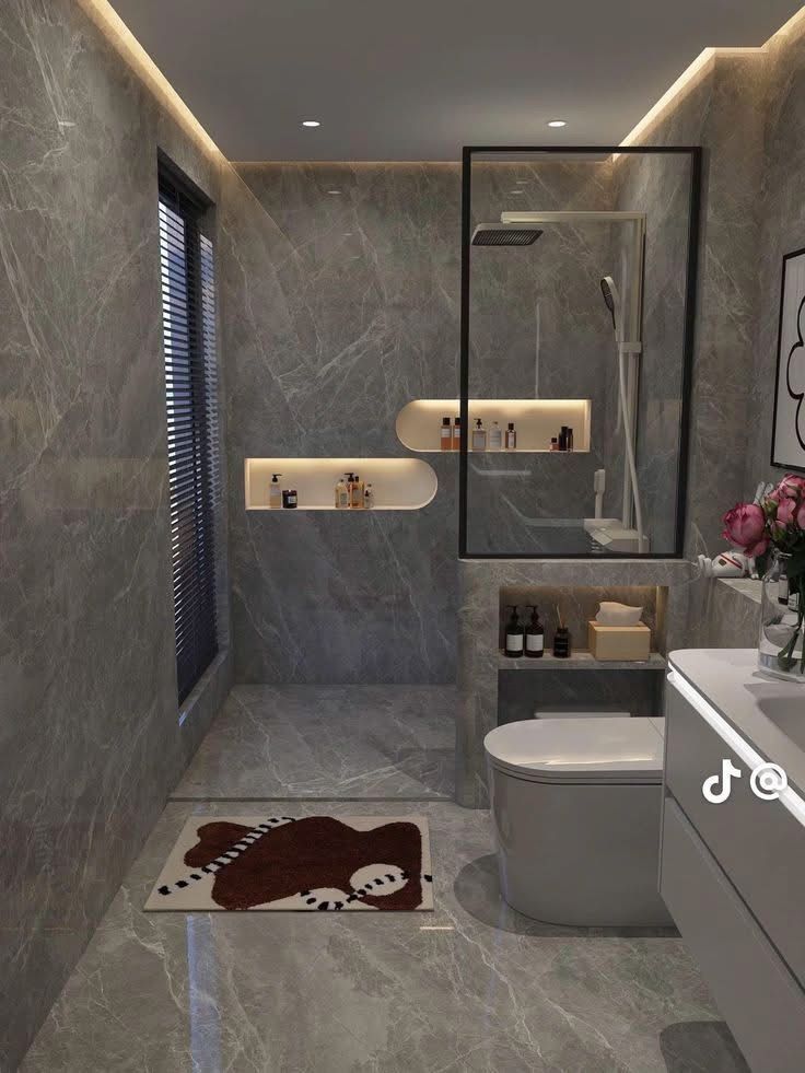 ➤ Luxury bathroom in