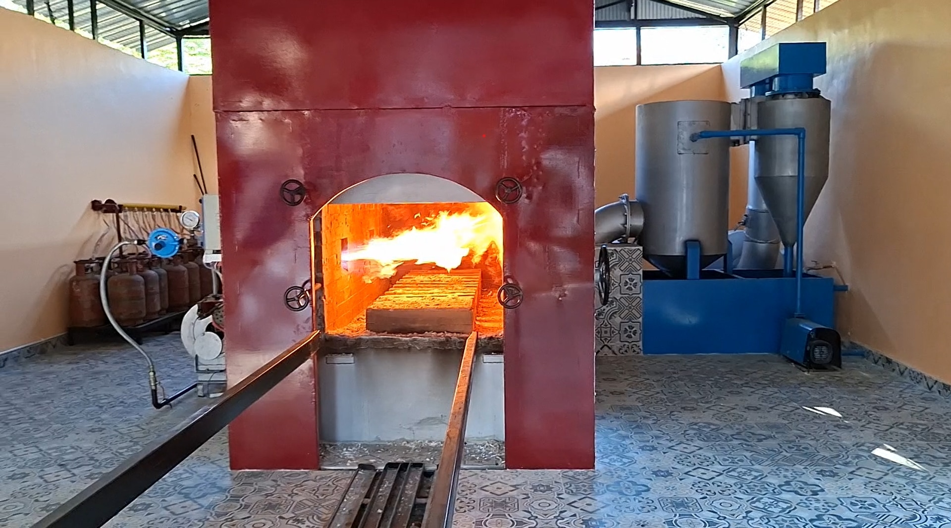 The  LPG Gas  cremat