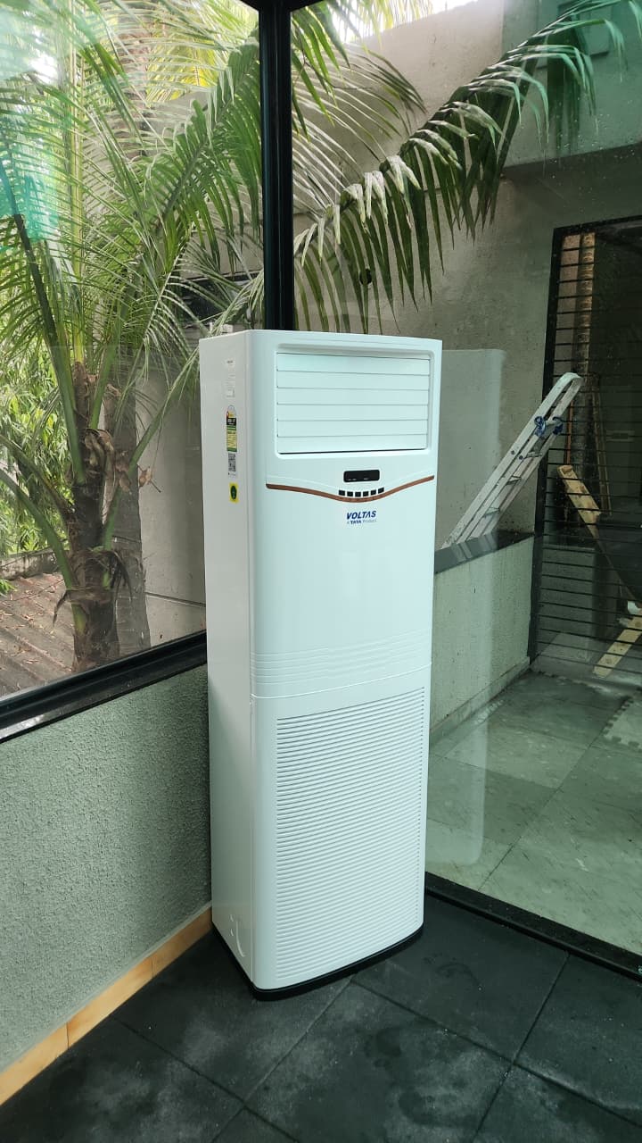 Voltas Tower AC image 1