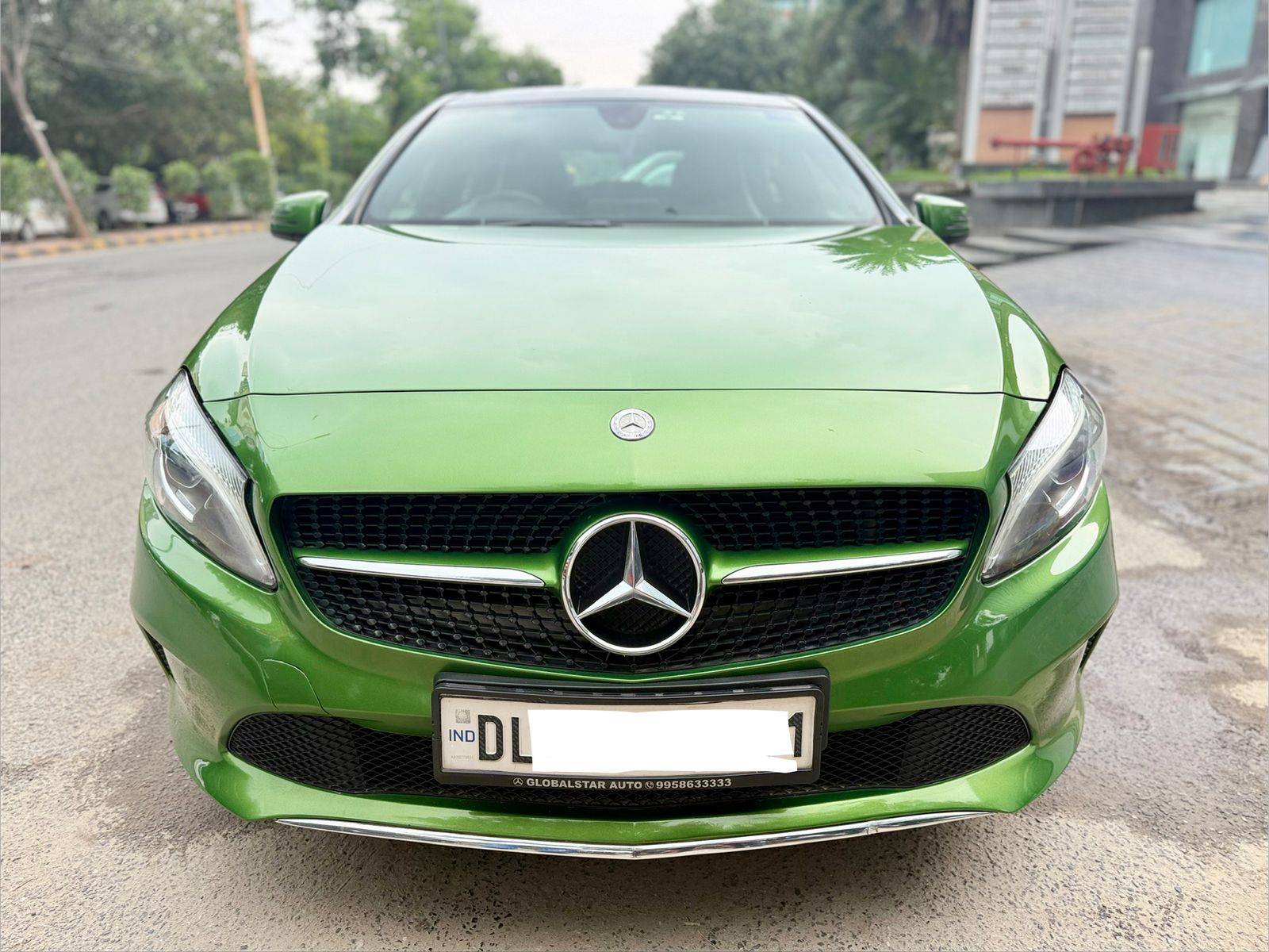 MERCEDES BENZ A180 SPORT 2017® image 1