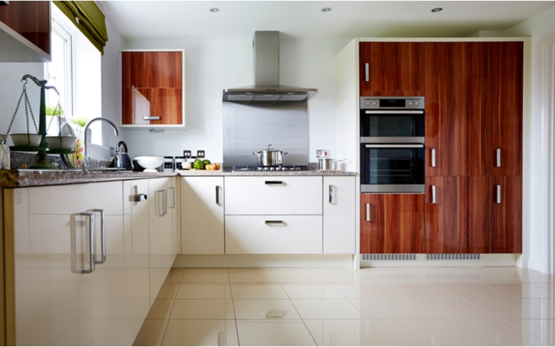 Kitchen Accessories image 1