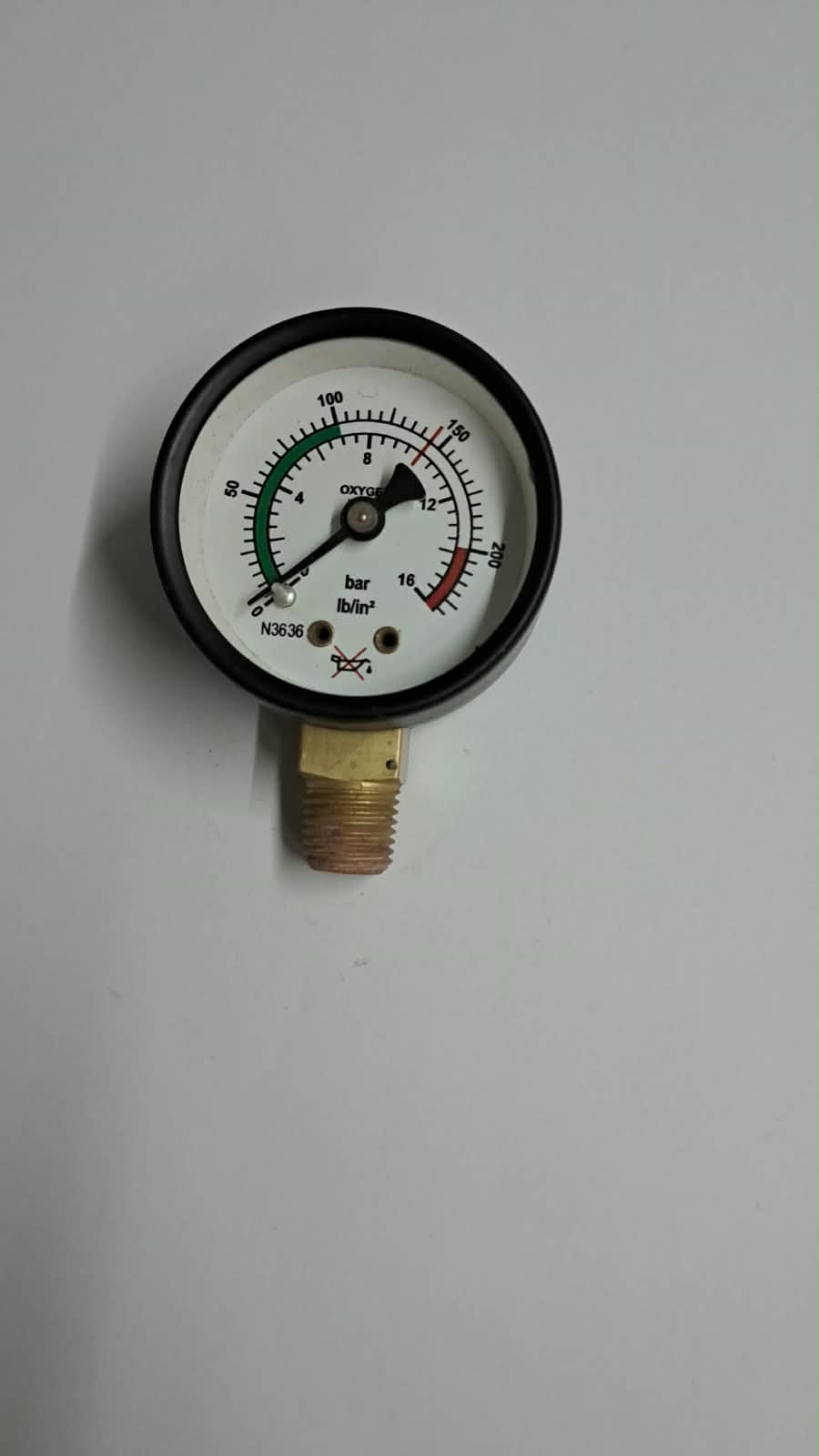 2"dial 0-16 bar 1/4 npt bottom oxygen image 1