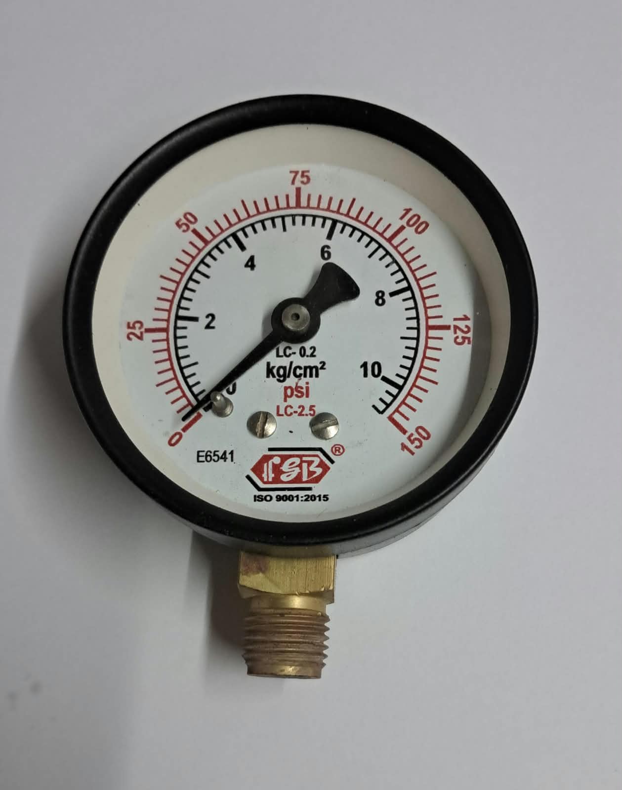 21/2"dial 0-150 psi 1/4 bsp bottom ms casing internal brass image 1